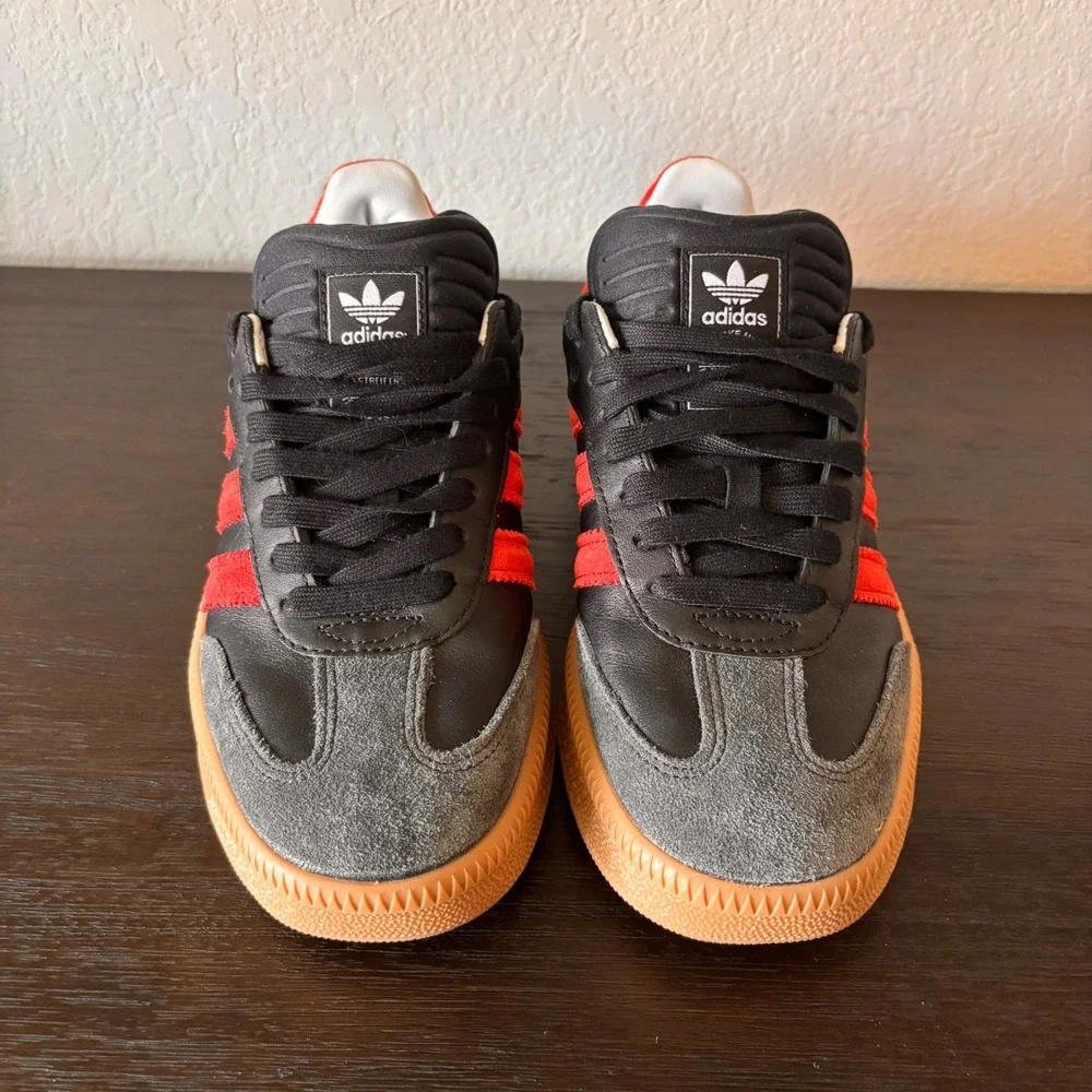 Adidas Sneakers Samba RM 6.5 Leather Suede Black Red Gum Sole Blokecore Retro